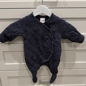 Hanna Andersson Black Quilted Kids Footie